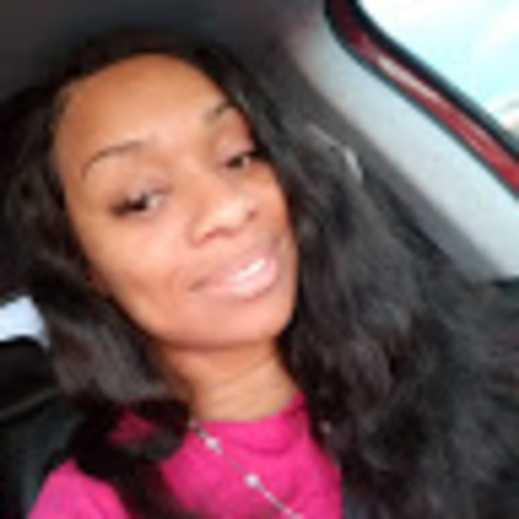 Meet your Posher, Amy - Picture 1 of 1